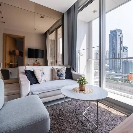 2 Bedroom Suite At Bts Nana Sukhumvit 11 High Floor